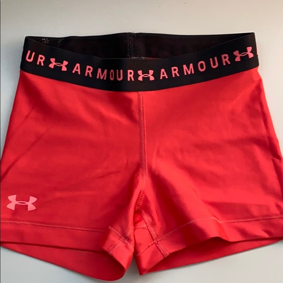 Under armour spandex shorts - Picture 1 of 2